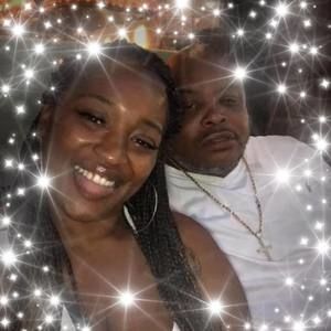 Meet your Posher, Demika